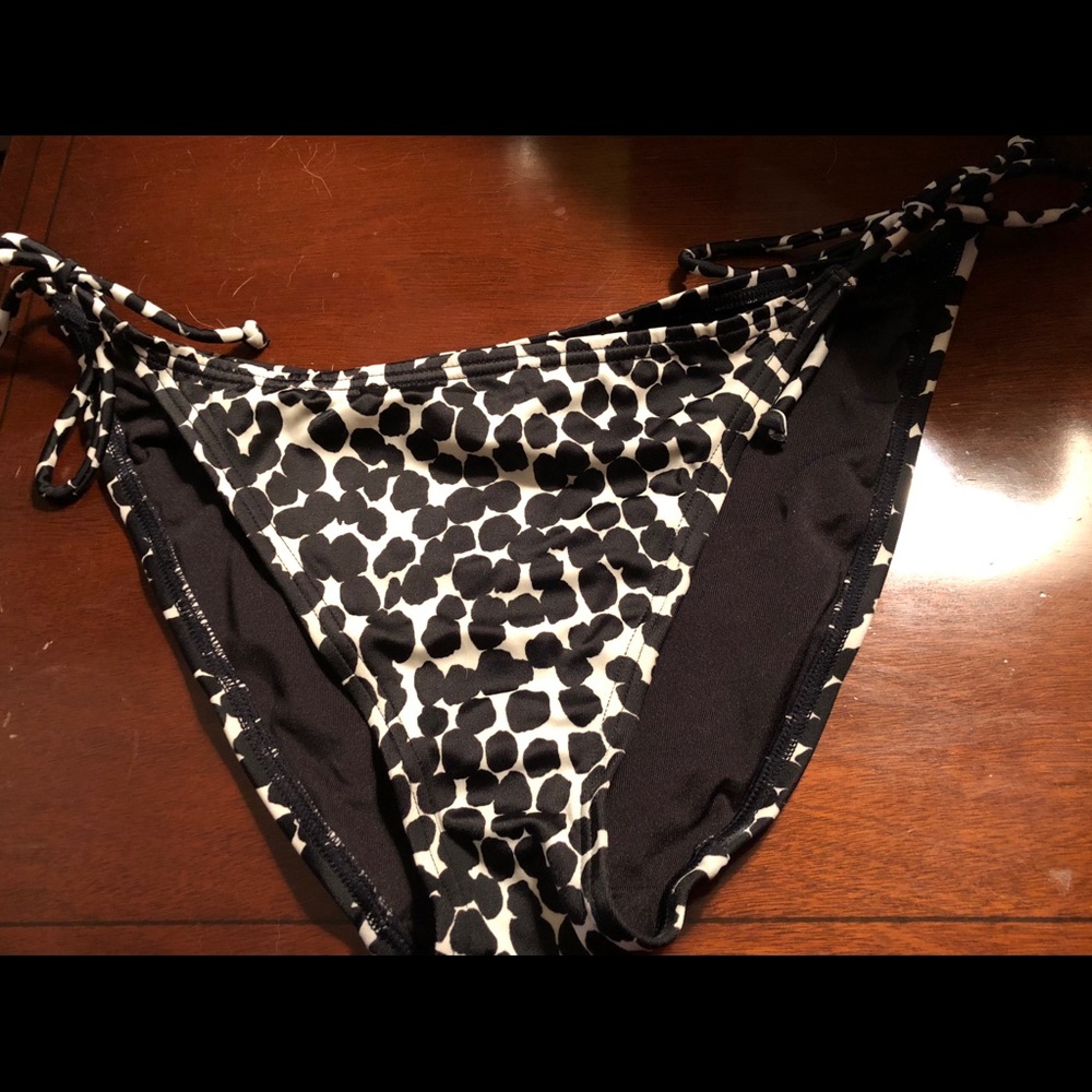 Victoria secret string bikini bottom!